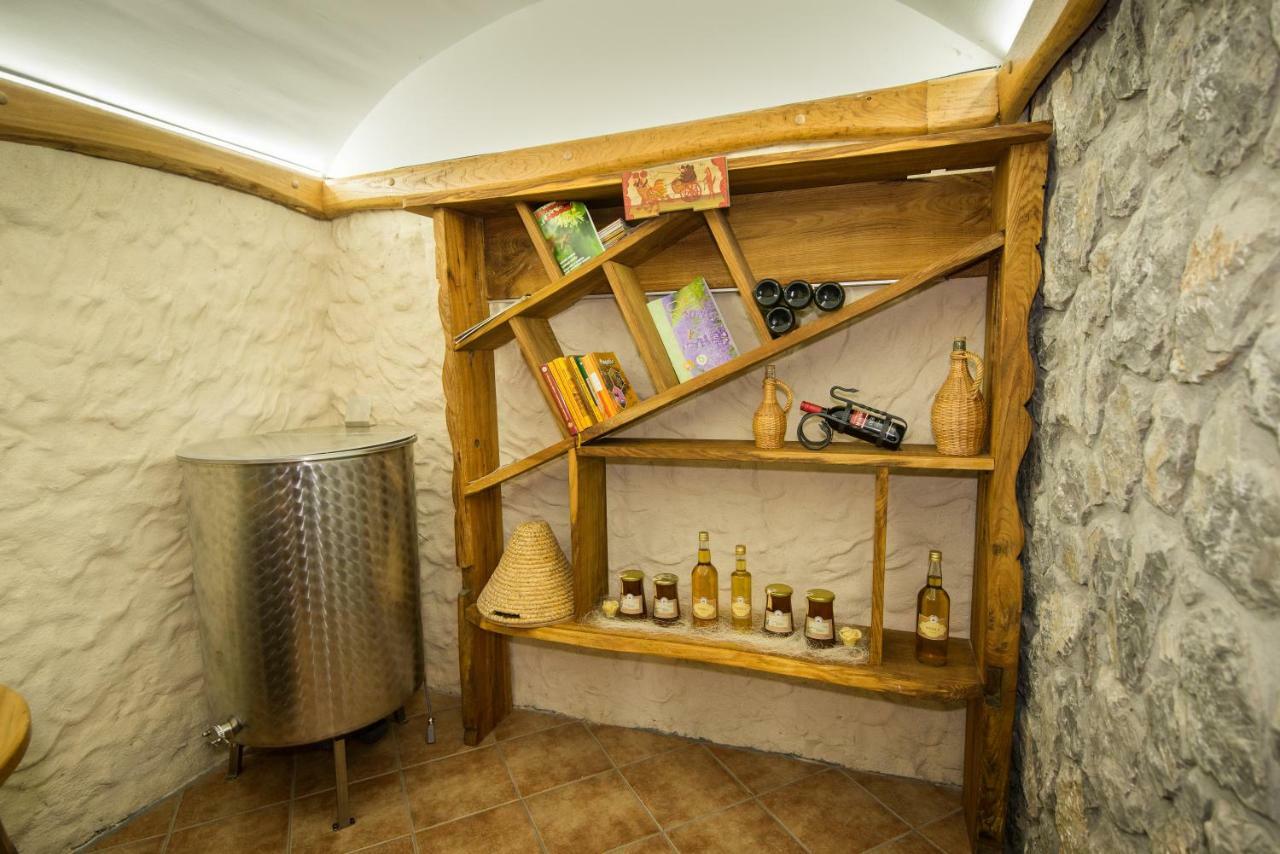 Vineyard Cottage Vina In Medu Trebelno Exteriér fotografie