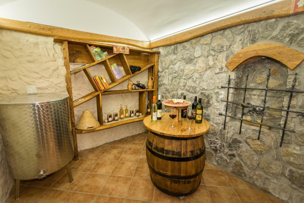 Vineyard Cottage Vina In Medu Trebelno Exteriér fotografie